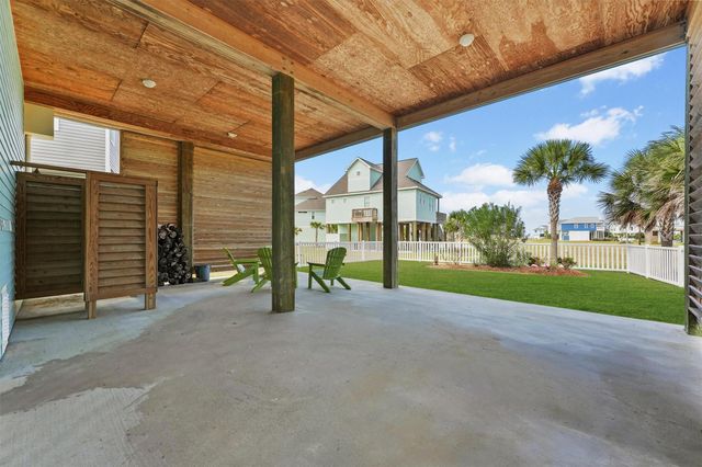 25102 Sausalito Drive, Galveston, TX 77554