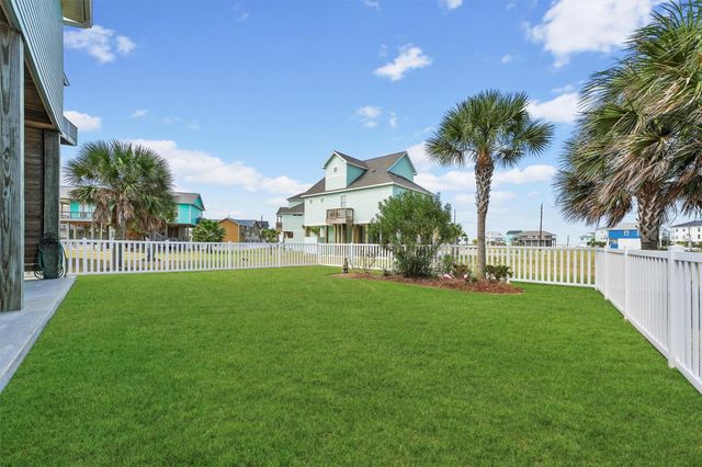 25102 Sausalito Drive, Galveston, TX 77554