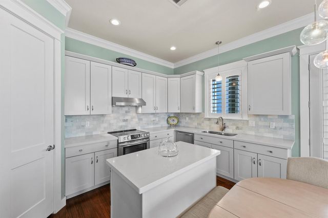 25102 Sausalito Drive, Galveston, TX 77554