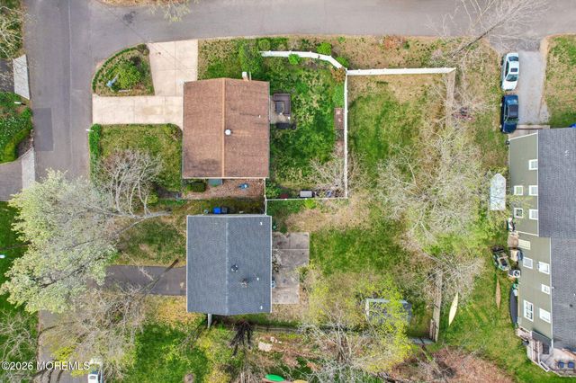 22 Meadowbrook Avenue, Atlantic Highlands, NJ 07716