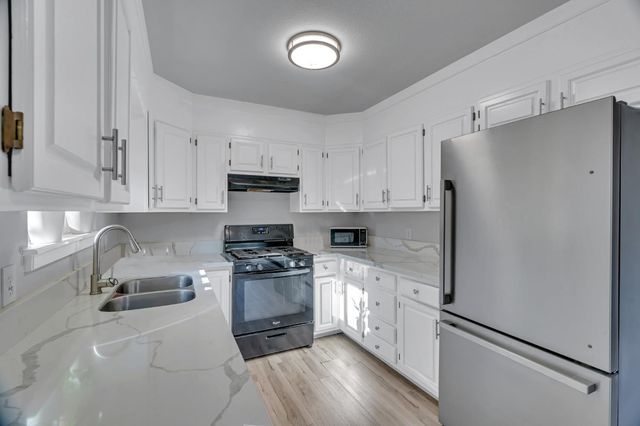 7252 Baldwin, Valley Springs, CA 95252