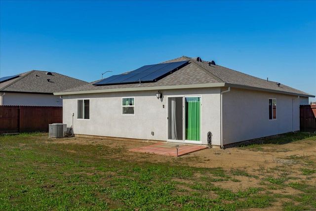 2204 Rick Dr, Marysville, CA 95901