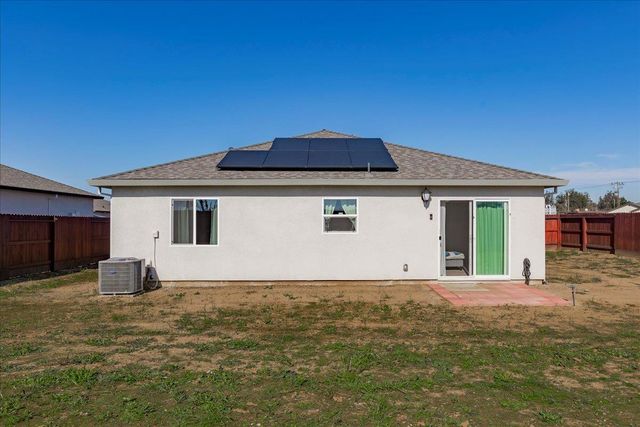 2204 Rick Dr, Marysville, CA 95901