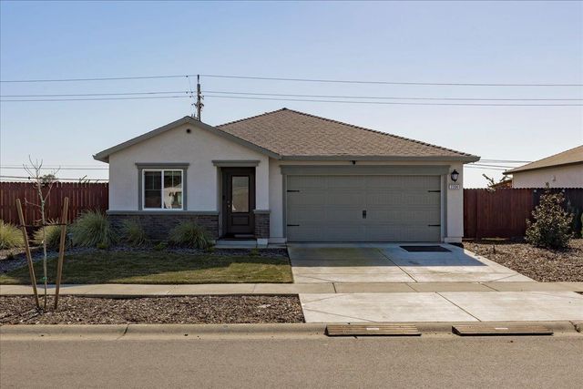 2204 Rick Dr, Marysville, CA 95901