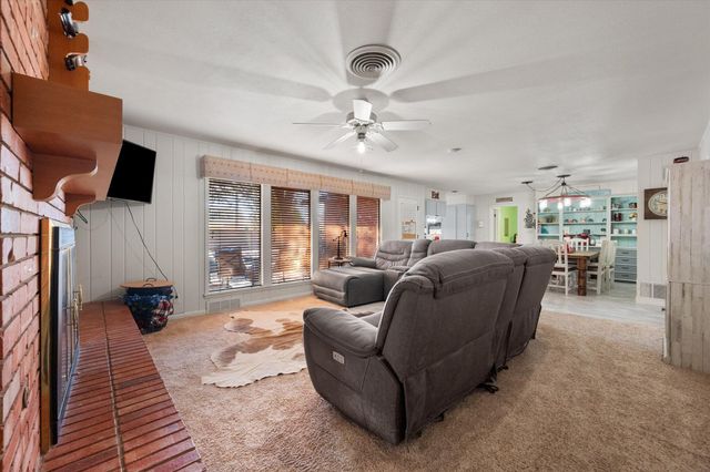 1106 E Tate Street, Brownfield, TX 79316