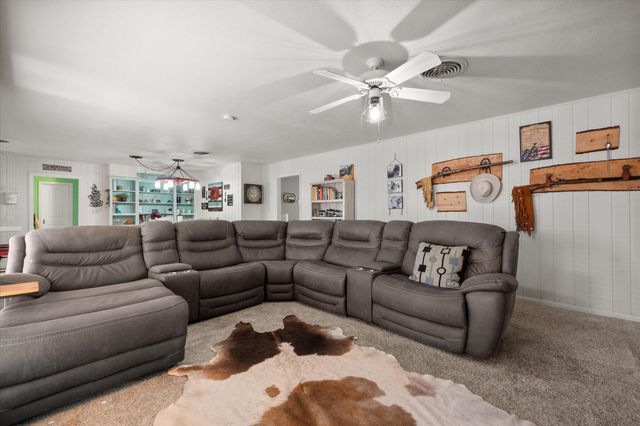 1106 E Tate Street, Brownfield, TX 79316