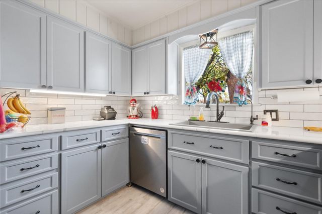 1106 E Tate Street, Brownfield, TX 79316