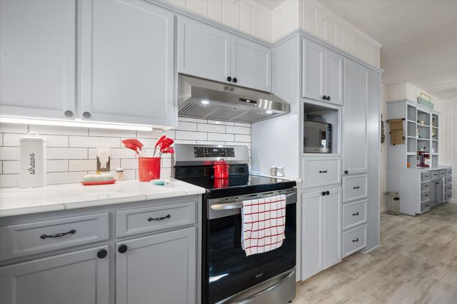 1106 E Tate Street, Brownfield, TX 79316