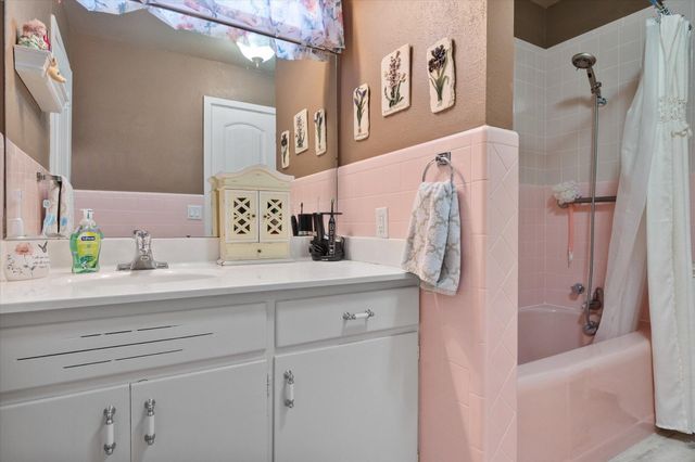 1106 E Tate Street, Brownfield, TX 79316