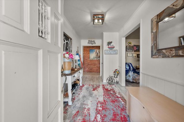 1106 E Tate Street, Brownfield, TX 79316