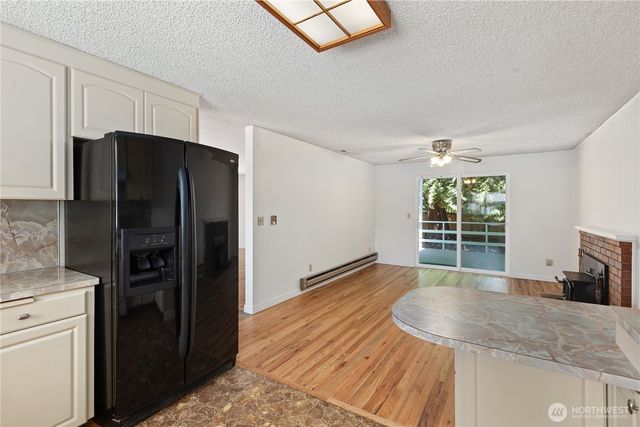 4907 181st Place SW, Lynnwood, WA 98037