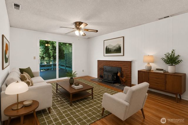 4907 181st Place SW, Lynnwood, WA 98037