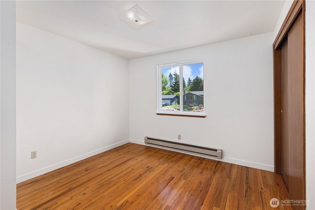 4907 181st Place SW, Lynnwood, WA 98037