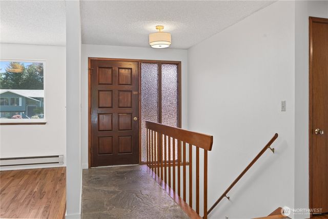4907 181st Place SW, Lynnwood, WA 98037