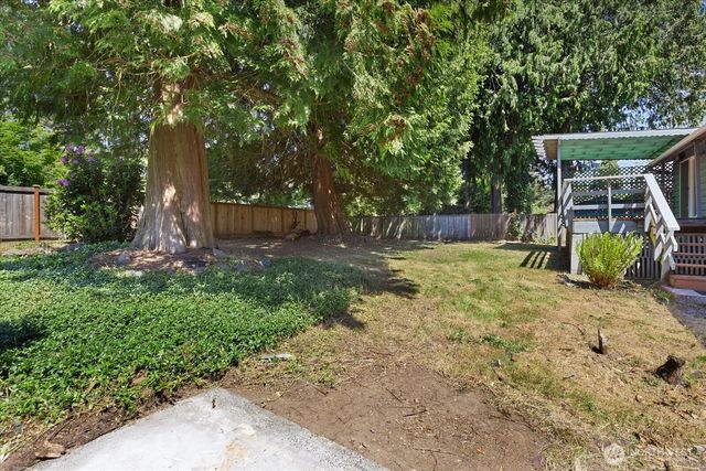 4907 181st Place SW, Lynnwood, WA 98037