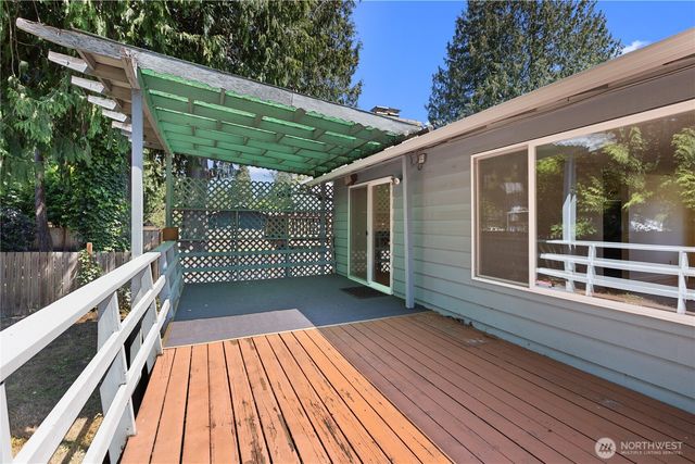 4907 181st Place SW, Lynnwood, WA 98037