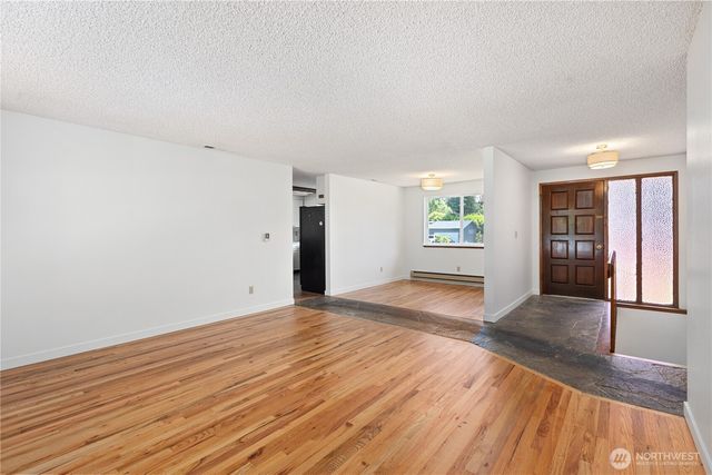 4907 181st Place SW, Lynnwood, WA 98037