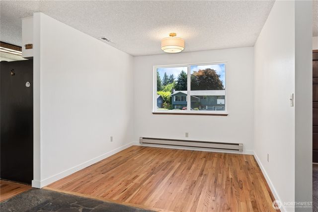4907 181st Place SW, Lynnwood, WA 98037