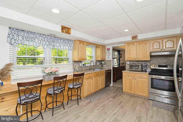 234 CHARLES ST, Southampton, PA 18966