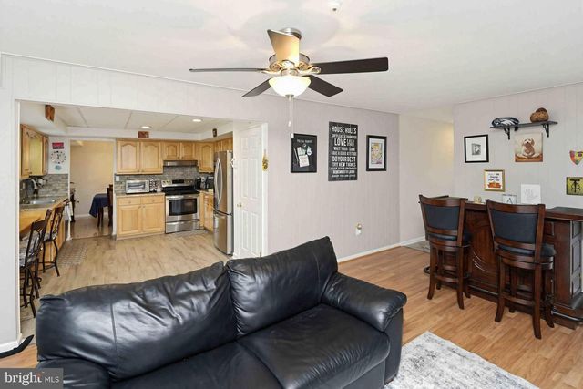 234 CHARLES ST, Southampton, PA 18966