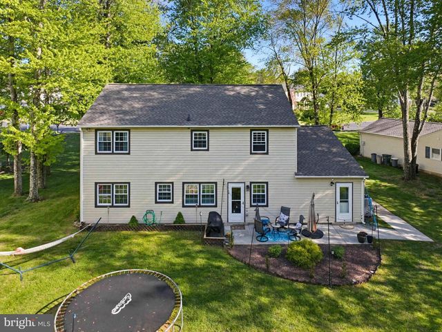 234 CHARLES ST, Southampton, PA 18966