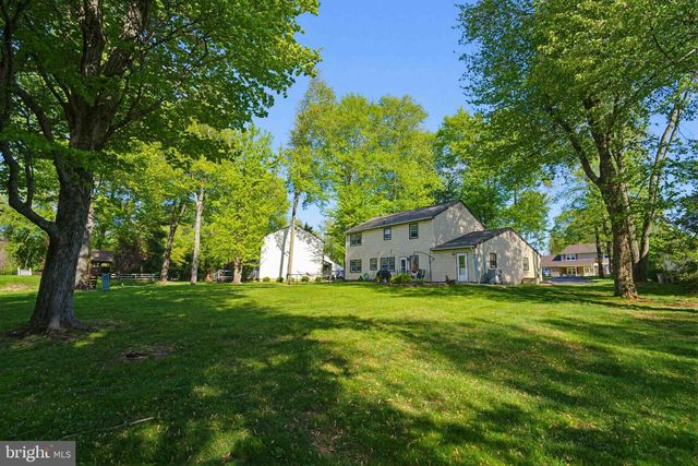 234 CHARLES ST, Southampton, PA 18966