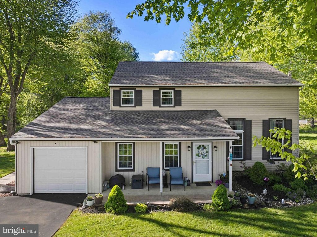 234 CHARLES ST, Southampton, PA 18966