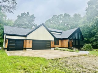 1505 N Green Creek Road, Muskegon, MI 49445