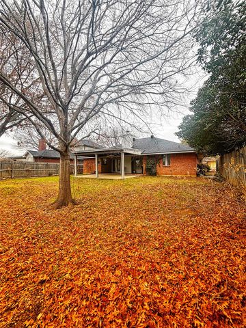 7604 Teresa Court, North Richland Hills, TX 76182