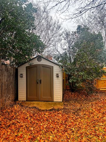 7604 Teresa Court, North Richland Hills, TX 76182