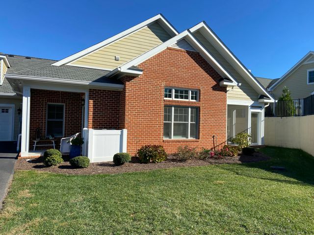 95 Professional DR, Hardy, VA 24101