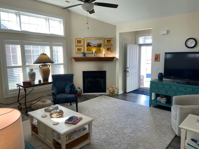 95 Professional DR, Hardy, VA 24101