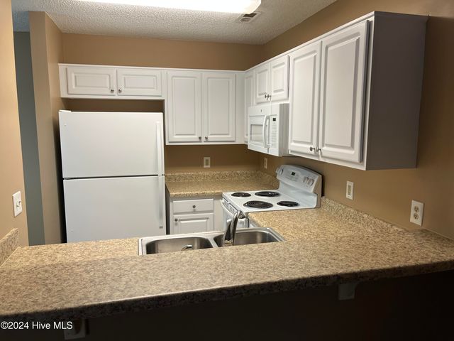 5146 Lamppost Circle, Wilmington, NC 28403