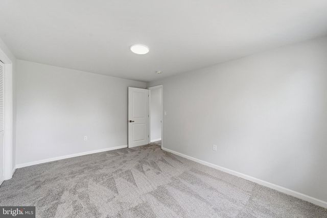 410 DUPONT AVE, Paulsboro, NJ 08066