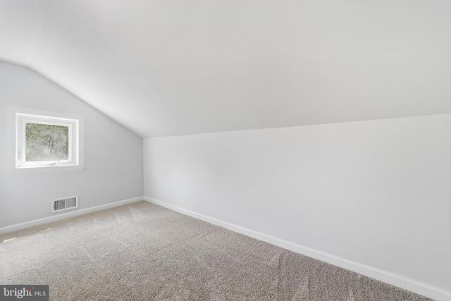 410 DUPONT AVE, Paulsboro, NJ 08066