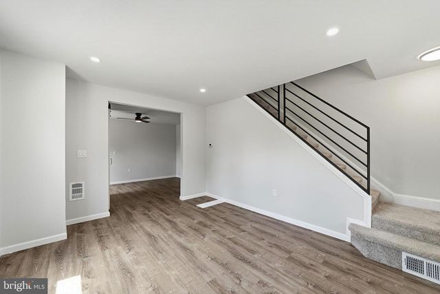 410 DUPONT AVE, Paulsboro, NJ 08066