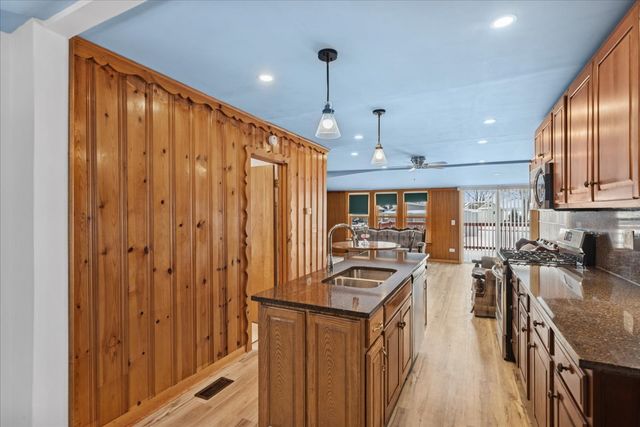 39224 N Willow Avenue, Antioch, IL 60002