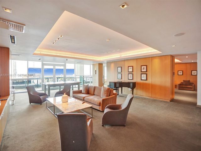 900 Biscayne Blvd 1808, Miami, FL 33132