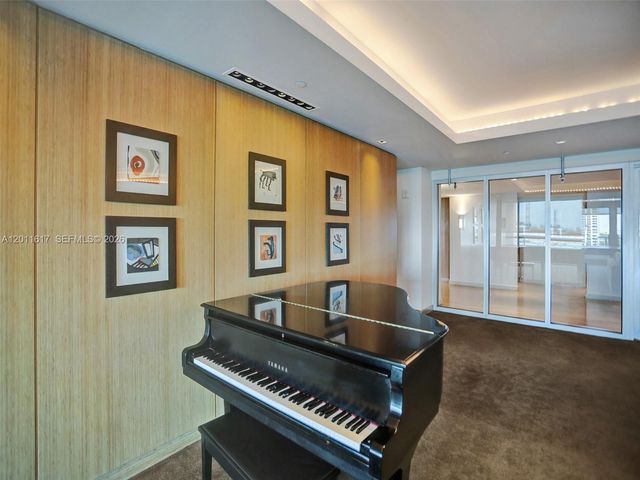900 Biscayne Blvd 1808, Miami, FL 33132