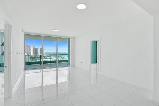 900 Biscayne Blvd 1808, Miami, FL 33132
