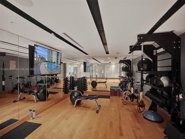 900 Biscayne Blvd 1808, Miami, FL 33132