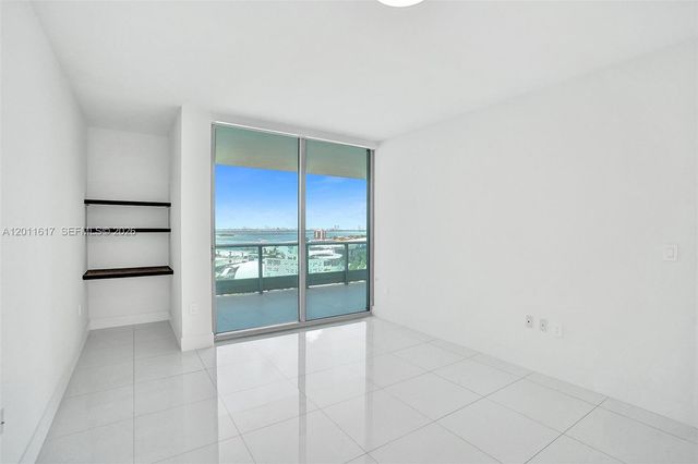 900 Biscayne Blvd 1808, Miami, FL 33132