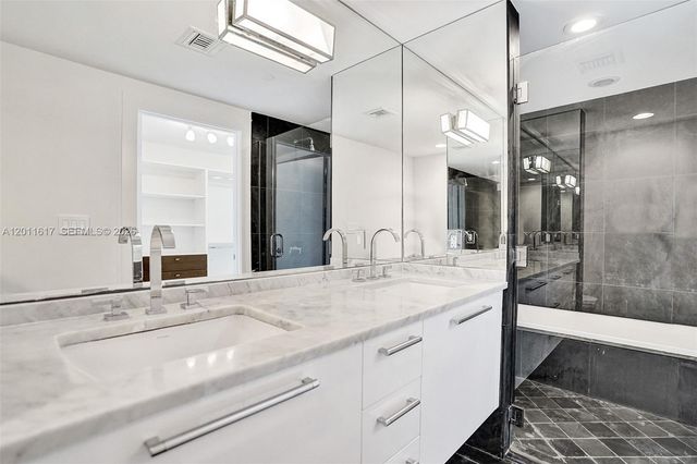900 Biscayne Blvd 1808, Miami, FL 33132
