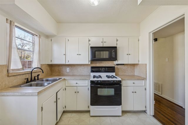 6341 Sudbury Drive, Dallas, TX 75214