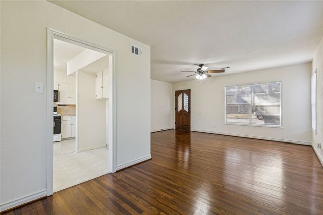 6341 Sudbury Drive, Dallas, TX 75214