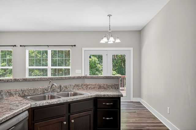 105 Shiloh Ln, Smithville, TN 37166