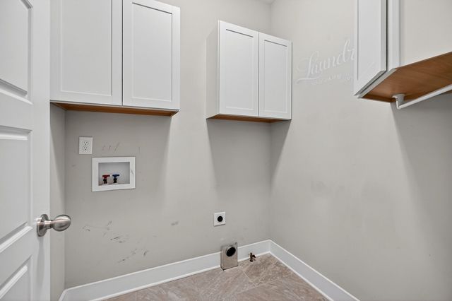 105 Shiloh Ln, Smithville, TN 37166