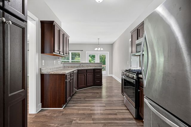 105 Shiloh Ln, Smithville, TN 37166