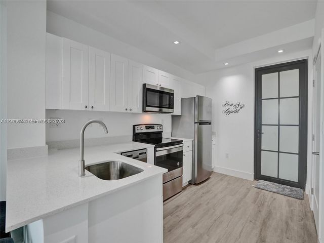 4100 SW 64th Avenue 308, Davie, FL 33314