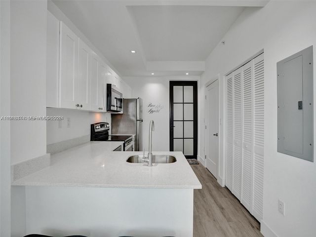 4100 SW 64th Avenue 308, Davie, FL 33314
